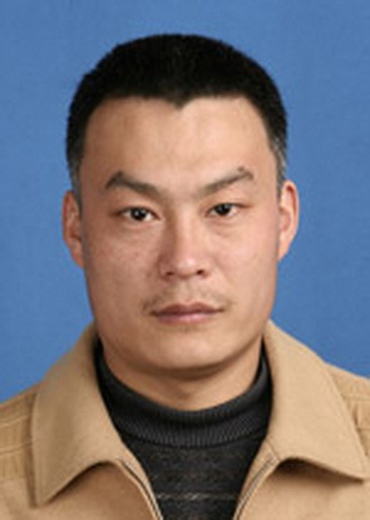 秦坤